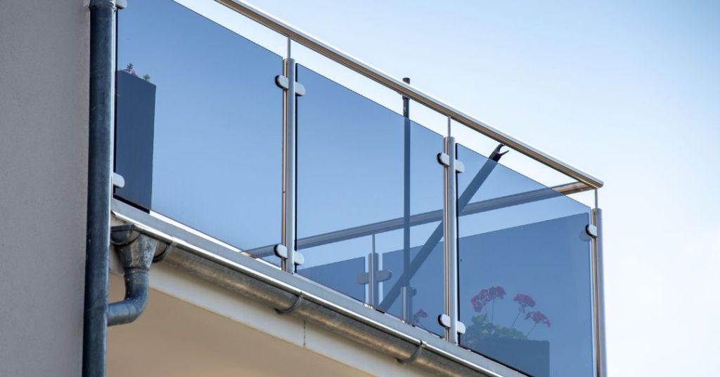 Guarda-corpo de vidro em Porto Velho